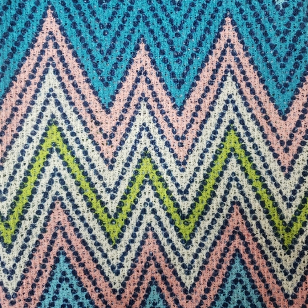Infinity Scarf Multicolor Chevron Pattern - Picture 7 of 12